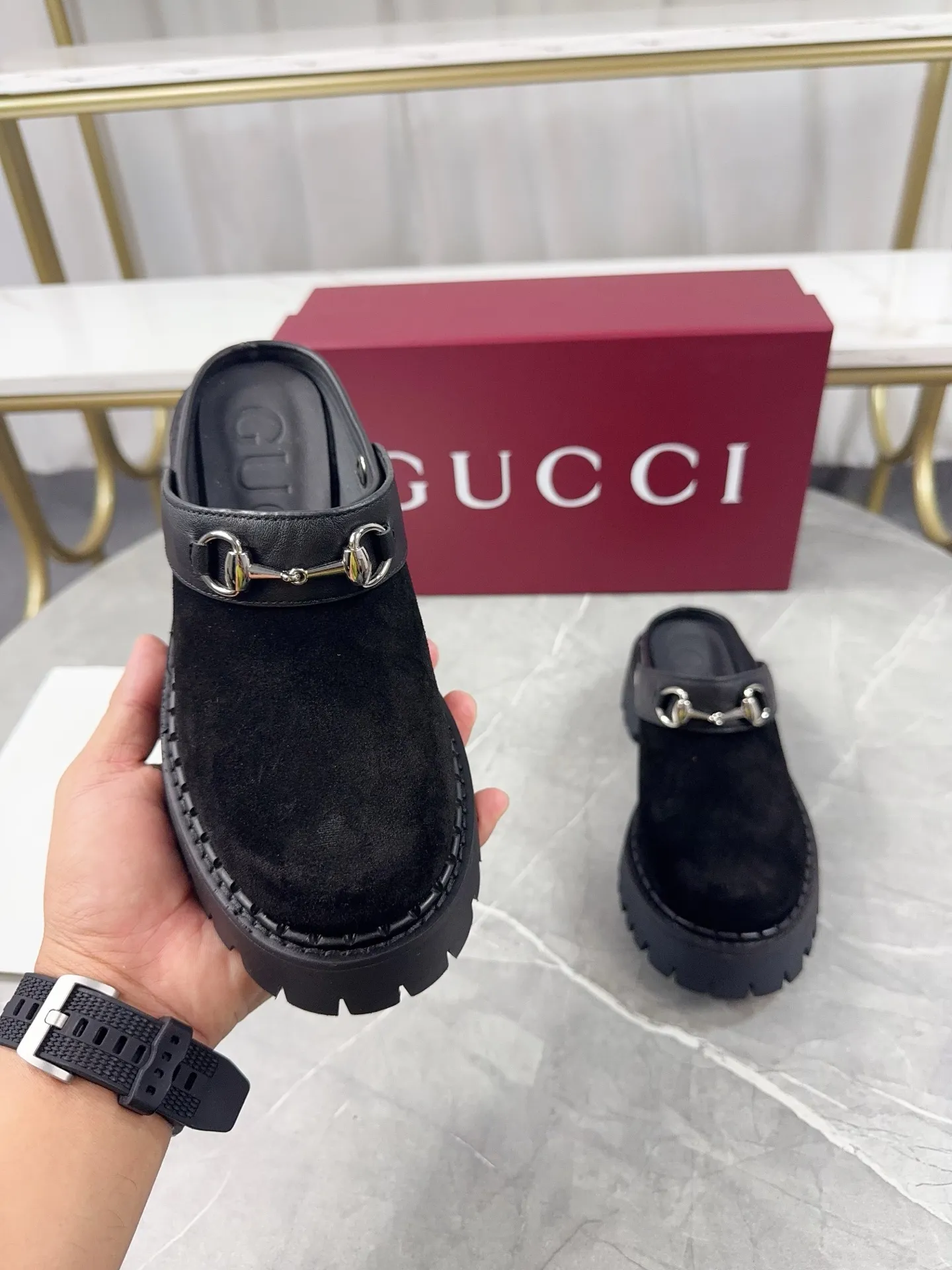 p500🐮🐮Gucci2024 new model, double GG groove thick-soled Loaf platform shoes. The original version is made 1:1. Super beautiful quality, classic model at the counter. ❶Upper: original frosted cowhide ❷Inner lining: water-dyed cowhide ❸Feet: water-dyed cowhide ❹Outsole: ultra-light original sole ❺thick sole heightening: 3.5cn ❻Packing: original packaging ❼Number: Women's 35-42 (41 42 customized, non-returnable) Men's model: 38-46 (45, 46 customized, non-returnable)